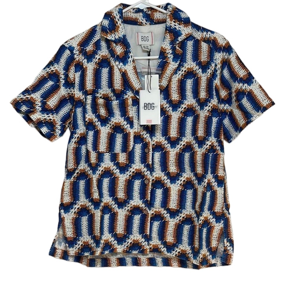 BDG Dylan linen Souvenir button down shirt - Picture 6 of 7
